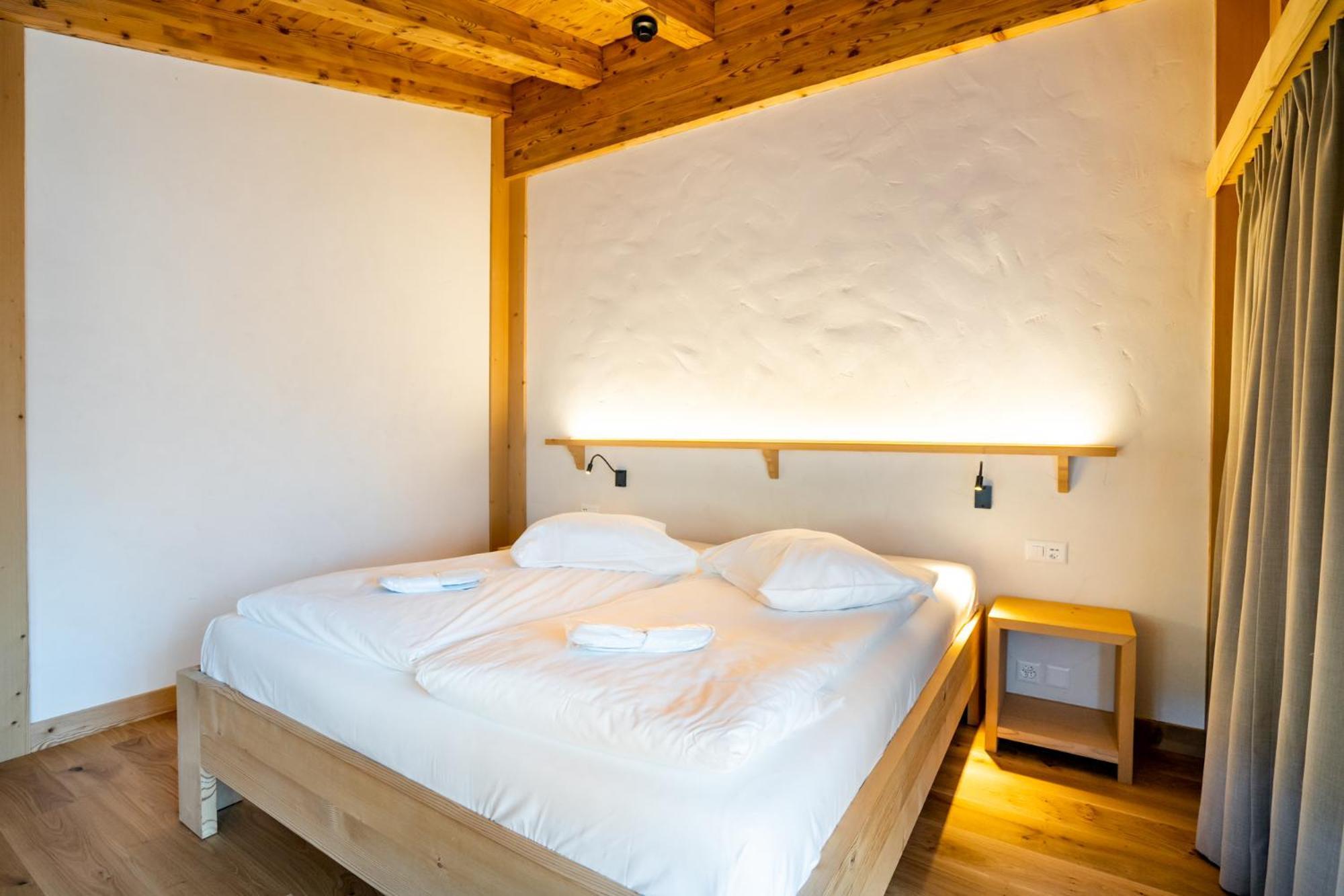 Posthotel Roessli Gstaad Zewnętrze zdjęcie